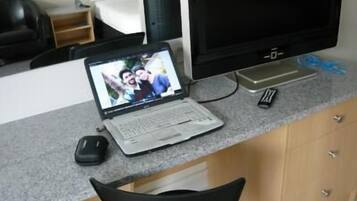 Check-in/check-out kiosk