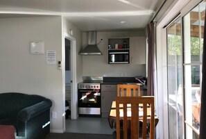 Superior Cottage - Cranford Cottages And Motel (Christchurch)