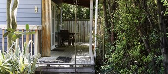 Cranford Cottages And Motel