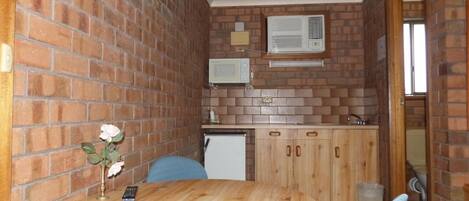 Fridge, microwave, coffee/tea maker, electric kettle