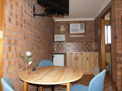 Wintersun Motel