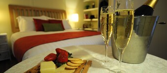 Gisborne Peak Winery Cottages