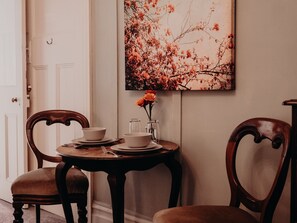 Fernery Room | In-room dining