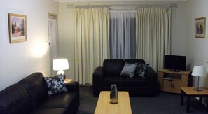Appartement Standard, 1 chambre | Fer et planche à repasser, accès au Wi-Fi (inclus), literie fournie