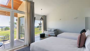 Premium bedding, in-room safe, desk, iron/ironing board