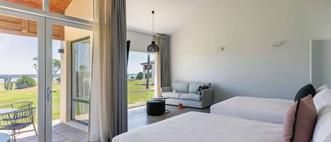 Literie de qualité supérieure, coffres-forts dans les chambres, bureau