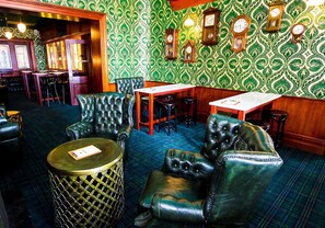 Dining - Largs Pier Hotel Motel (Largs Bay)