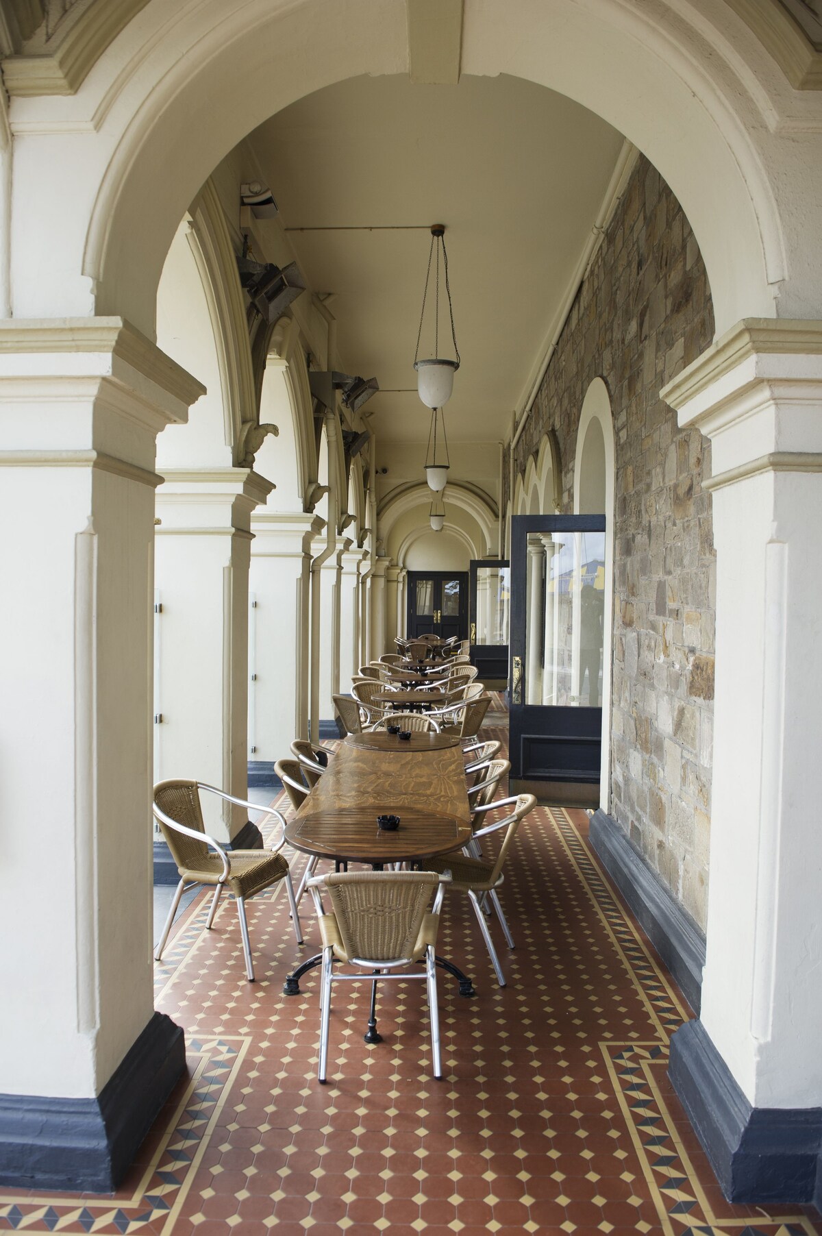 Largs Pier Hotel Motel