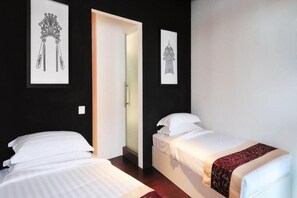 Iron/ironing board, free WiFi - Santa Grand Lai Chun Yuen (Singapore)