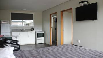 スタンダード スイート 1 ベッドルーム キッチン (Unit) | ベビーベッド (無料)、ベッドシーツ