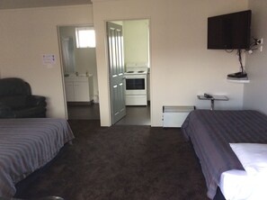 Free cribs/infant beds, bed sheets - Charlton Motel (Gore)