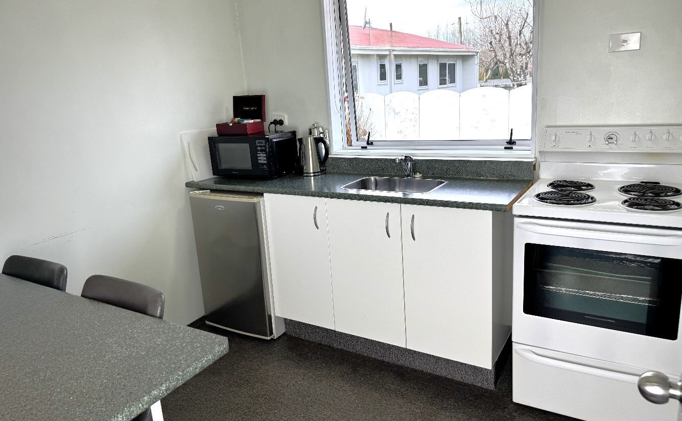 Standard Studio, Kitchen (Studio)