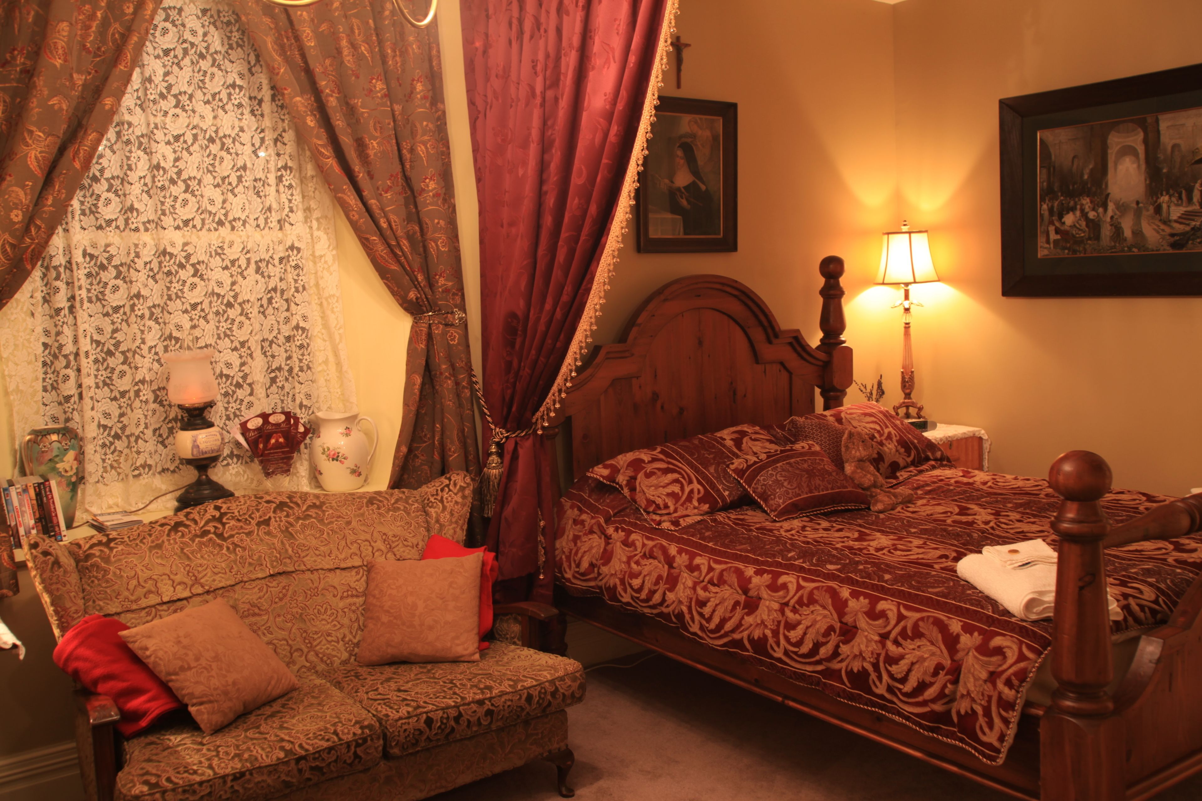 Blakes Manor Self Contained Heritage Accommodation — image 11