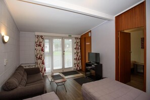 Iron/ironing board, free WiFi, bed sheets - Kauri Lodge Motel (Kaitaia)