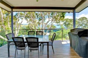 Terrace/patio - Pinnacle Apartments Hamilton Island (Whitsundays)