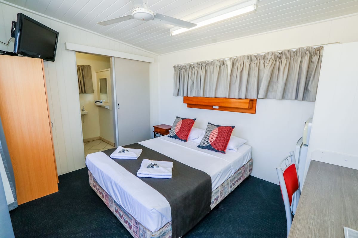 Iron/ironing board, cots/infant beds, free WiFi, bed sheets