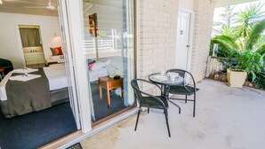 Unclassified image, 2 of 35, button - Miriam Vale Motel (Miriam Vale)