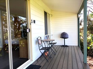 Studio Standard, 1 grand lit, coin cuisine, vue montagne | Terrasse/Patio