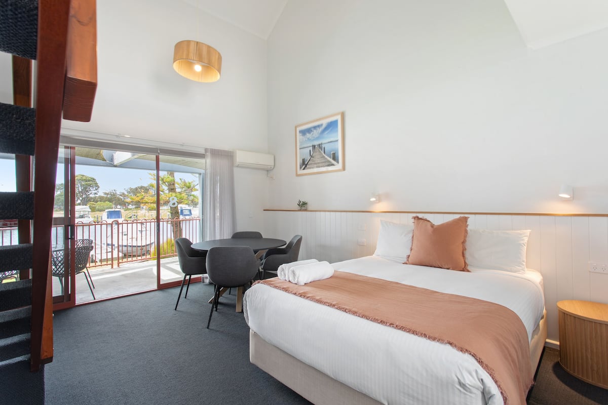 Familienzimmer, Nichtraucher (Family Motel Room) | 2 Schlafzimmer, hochwertige Bettwaren, Pillowtop-Betten