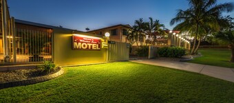 Winter Sun Motel