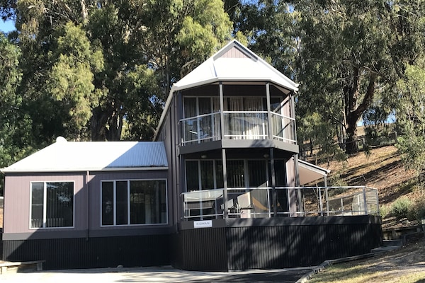 Deluxe Townhome, 2 Bedrooms, 2 Bathrooms