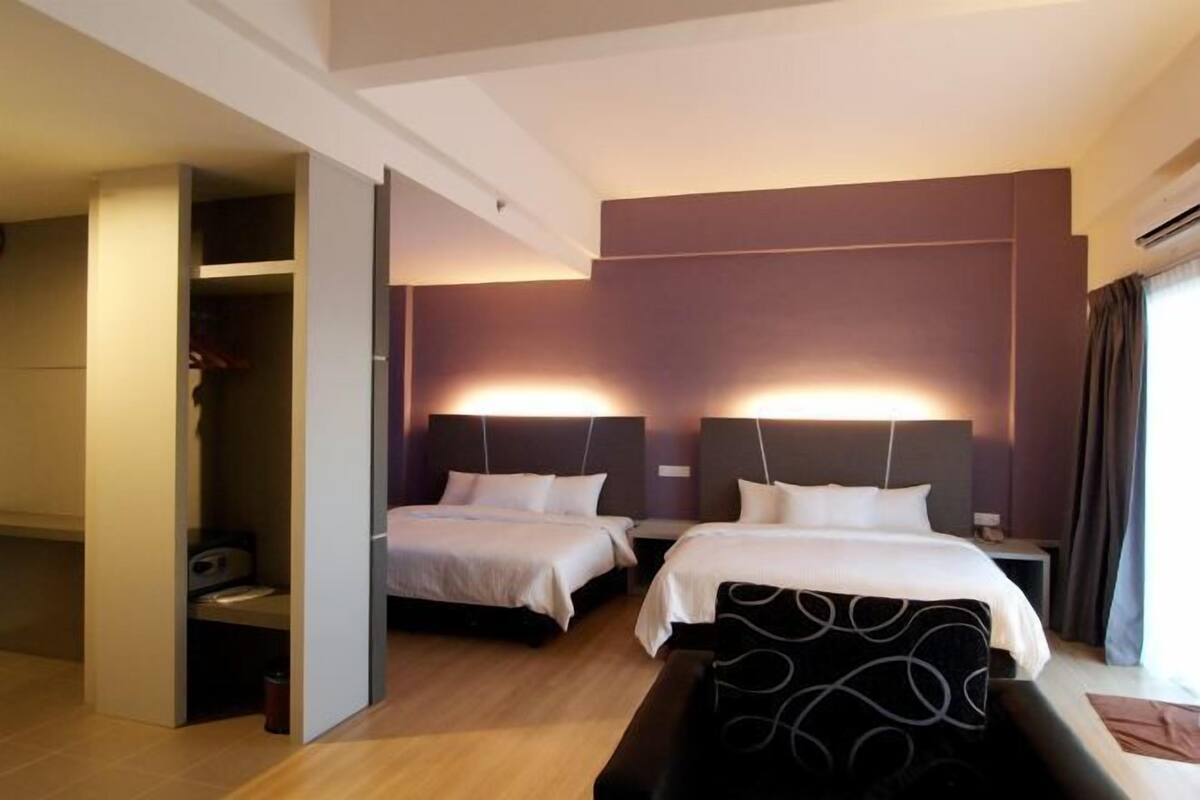 1 bedroom, minibar, in-room safe, desk