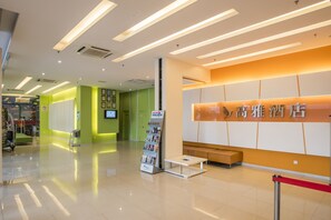 Lobby sitting area - Marvelux Hotel (Malacca City)