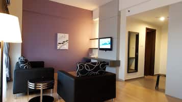 Family Suite | Living area | LCD TV