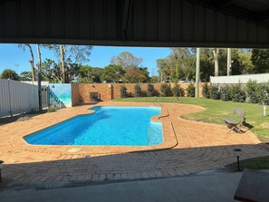 Exterior - Moore Park Beach Motel (Moore Park Beach)