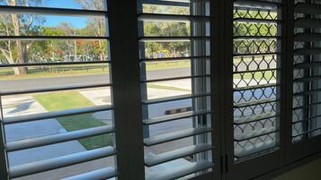 Room | Premium bedding, pillowtop beds, free minibar items, iron/ironing board