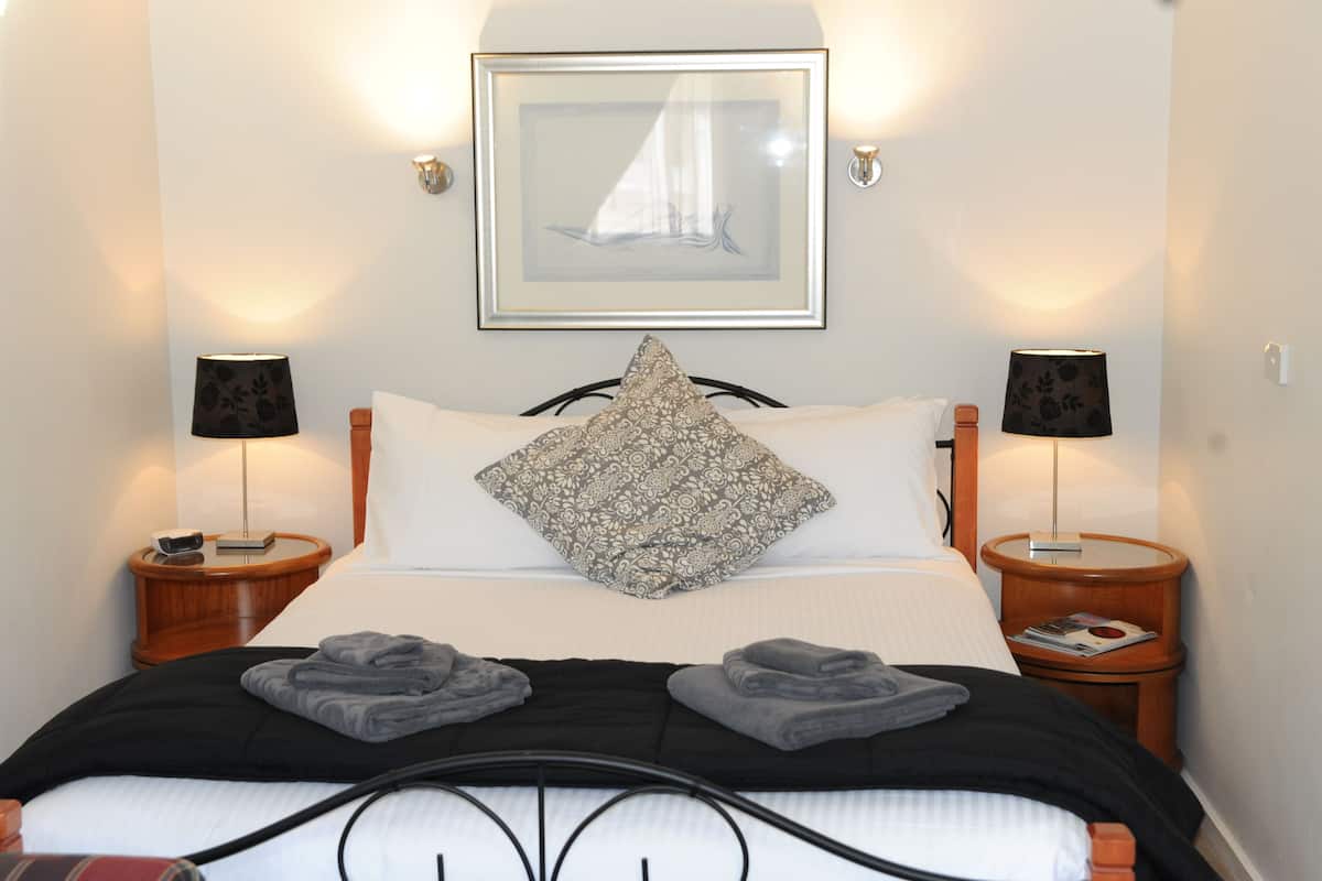 Chambre Familiale, non-fumeur, coin cuisine (Family Room w/Kitchenette)