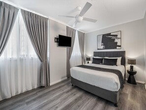 Departamento superior, 2 habitaciones, vista al océano (Located at 4 Aerodrome Road, Towers) | Decoración personalizada y muebles diferentes 