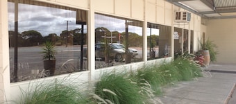 塞杜纳汽车旅馆