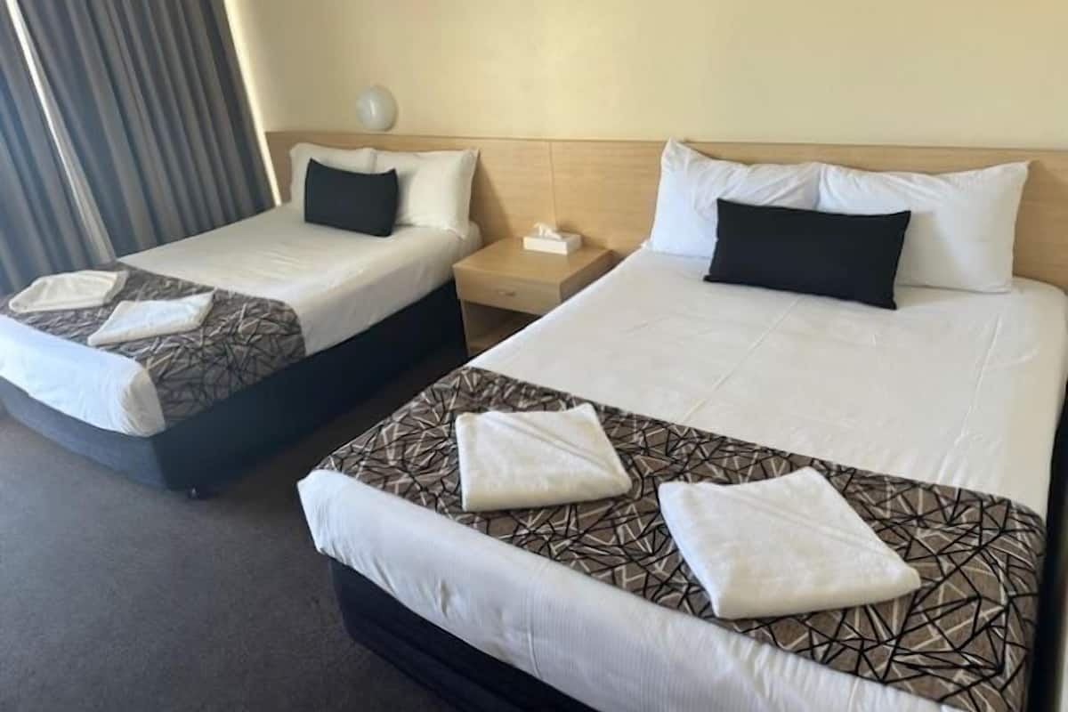 Desk, laptop workspace, iron/ironing board, free WiFi