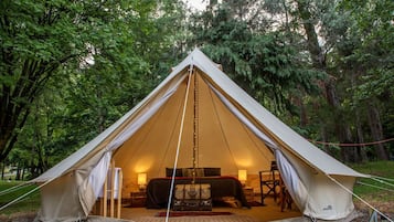 Glamping Bell Tent, Shared Bathroom | Bed sheets