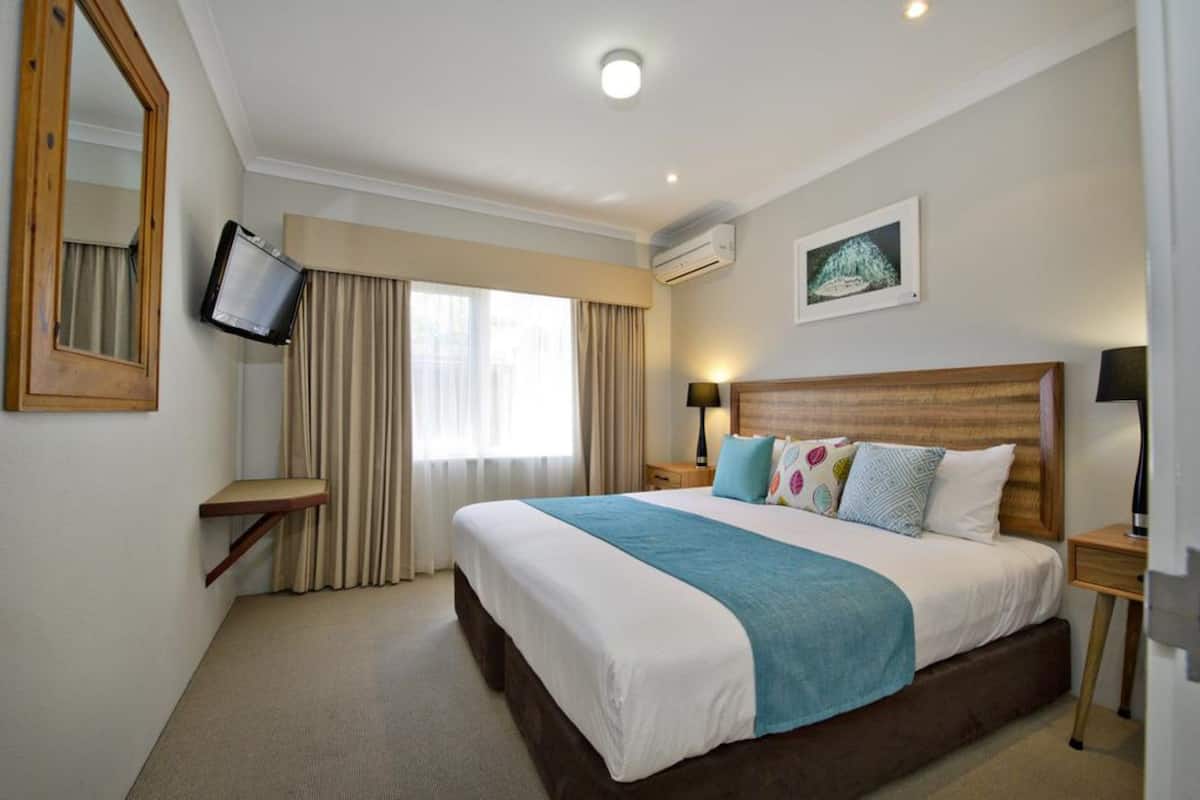 Queen Room