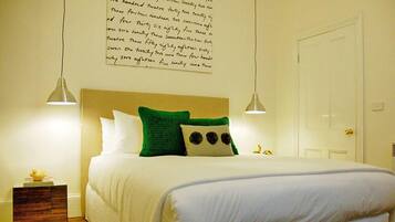 Nhà liên kế | Bàn ủi/dụng cụ ủi quần áo, nôi (giường cho trẻ sơ sinh) miễn phí