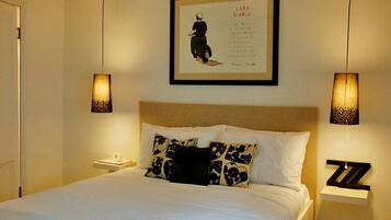 Townhouse 2 | Iron/ironing board, free cots/infant beds, free WiFi, bed sheets