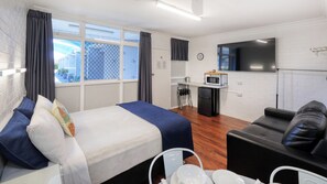Ropa de cama de alta calidad, colchones con pillow-top y wifi gratis 