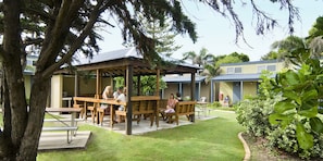 Property grounds - First Sun Holiday Park (Byron Bay)