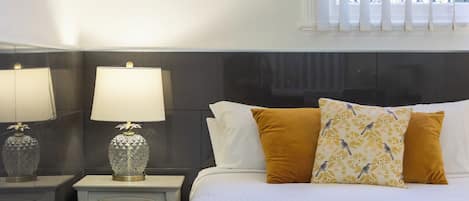 Estúdio | Roupas de cama premium, edredons de pluma, individualmente decorados