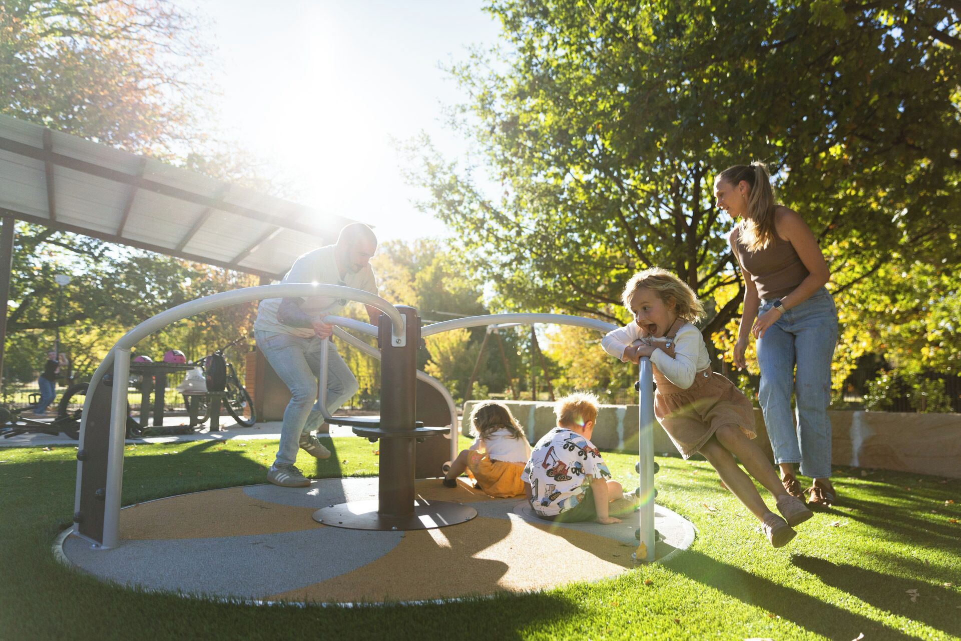 Children’s play area – outdoor