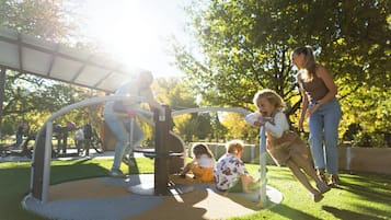 Children’s play area – outdoor