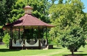 Park view - Charlesworth On The Park (Glen Innes)