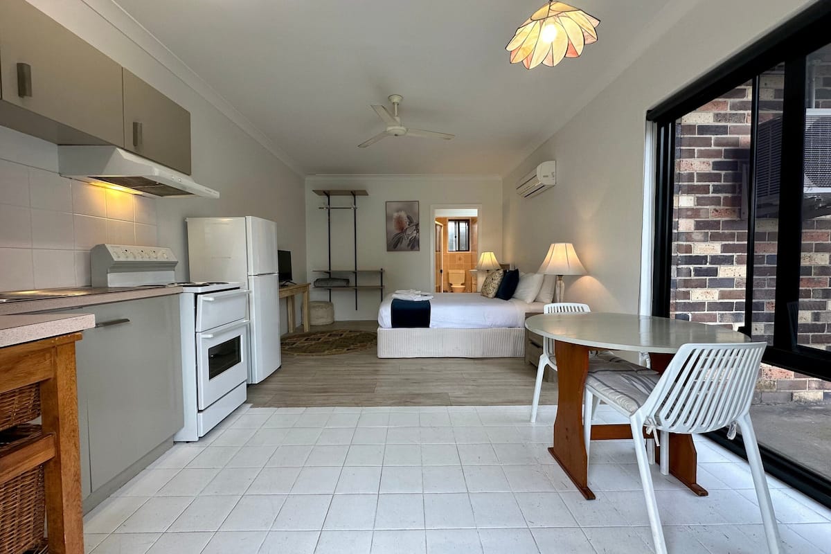 studio | 3 bedrooms, premium bedding, down duvets, individually decorated