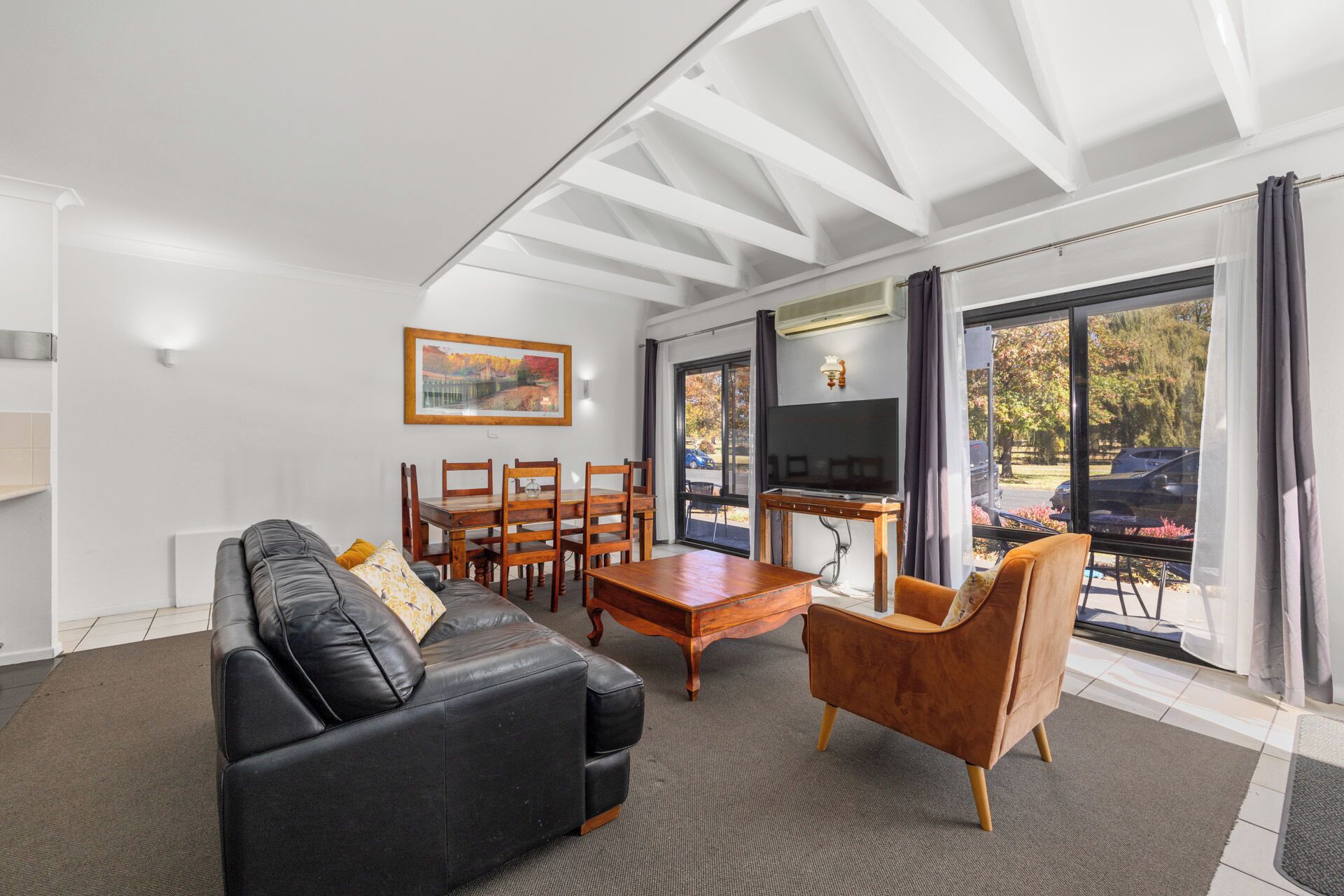 Apartment, 3 Bedrooms | Living area | LED TV, DVD player