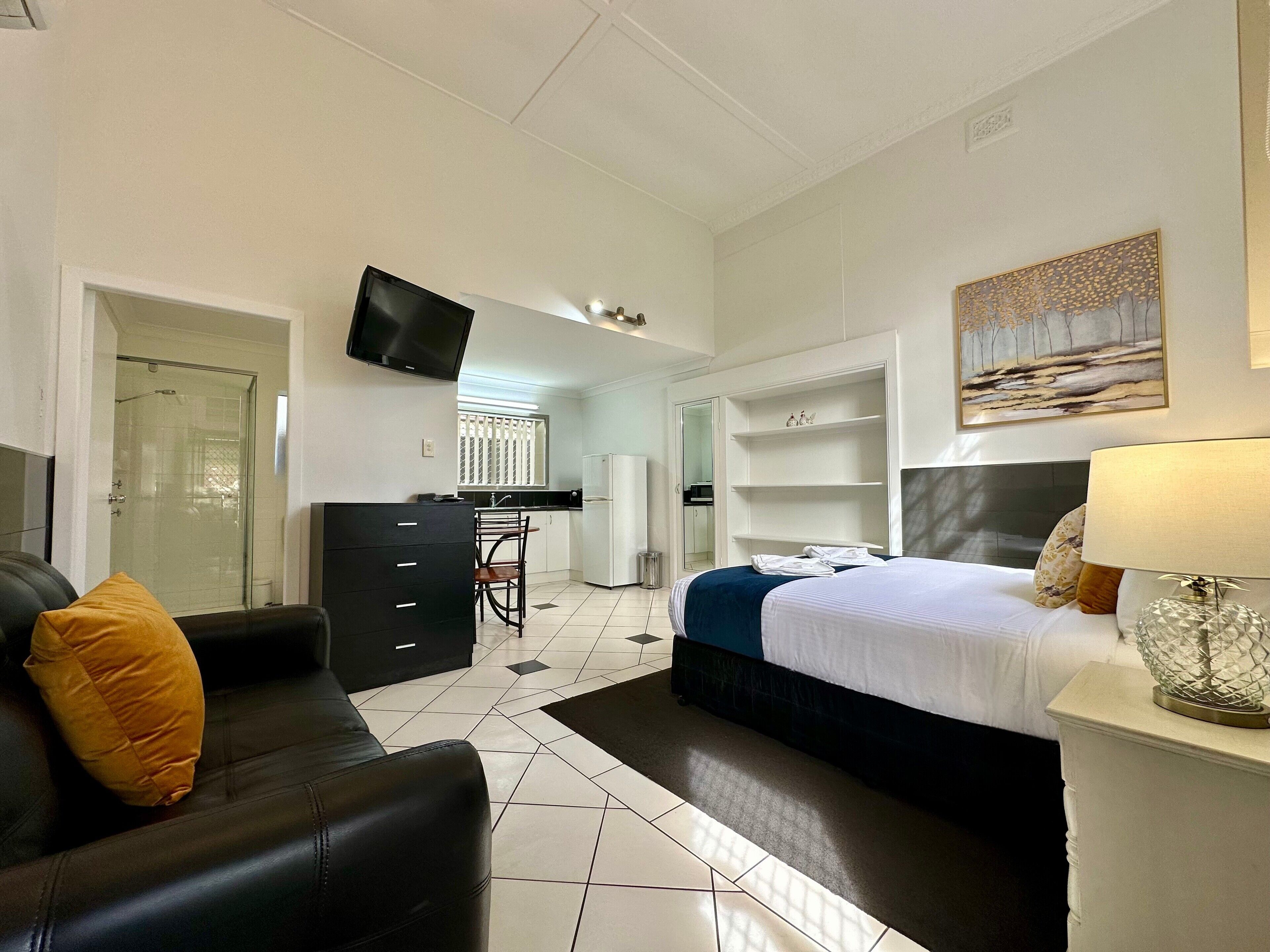 studio | 3 bedrooms, premium bedding, down duvets, individually decorated