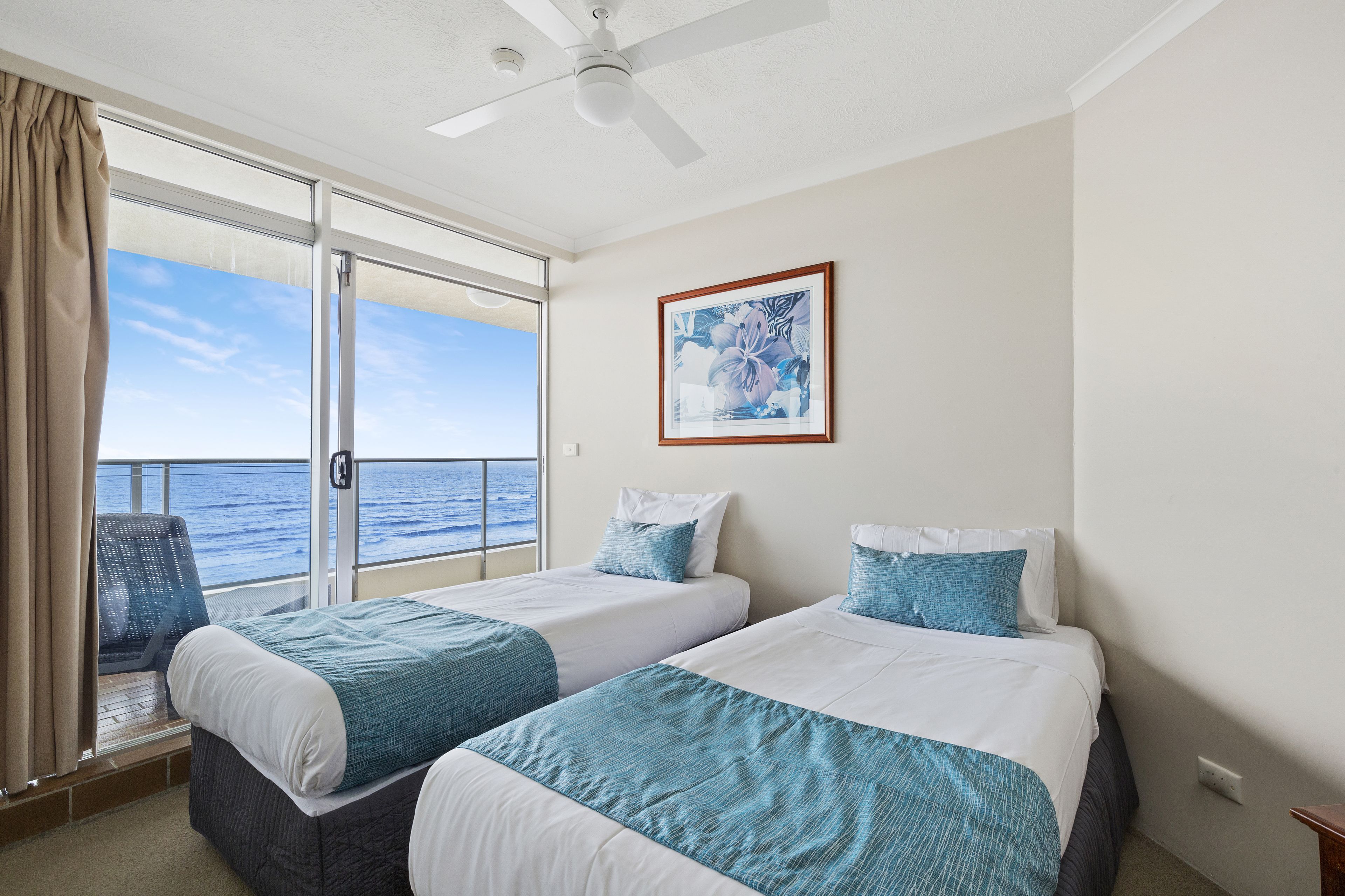 Foreshore Apartments — image 14