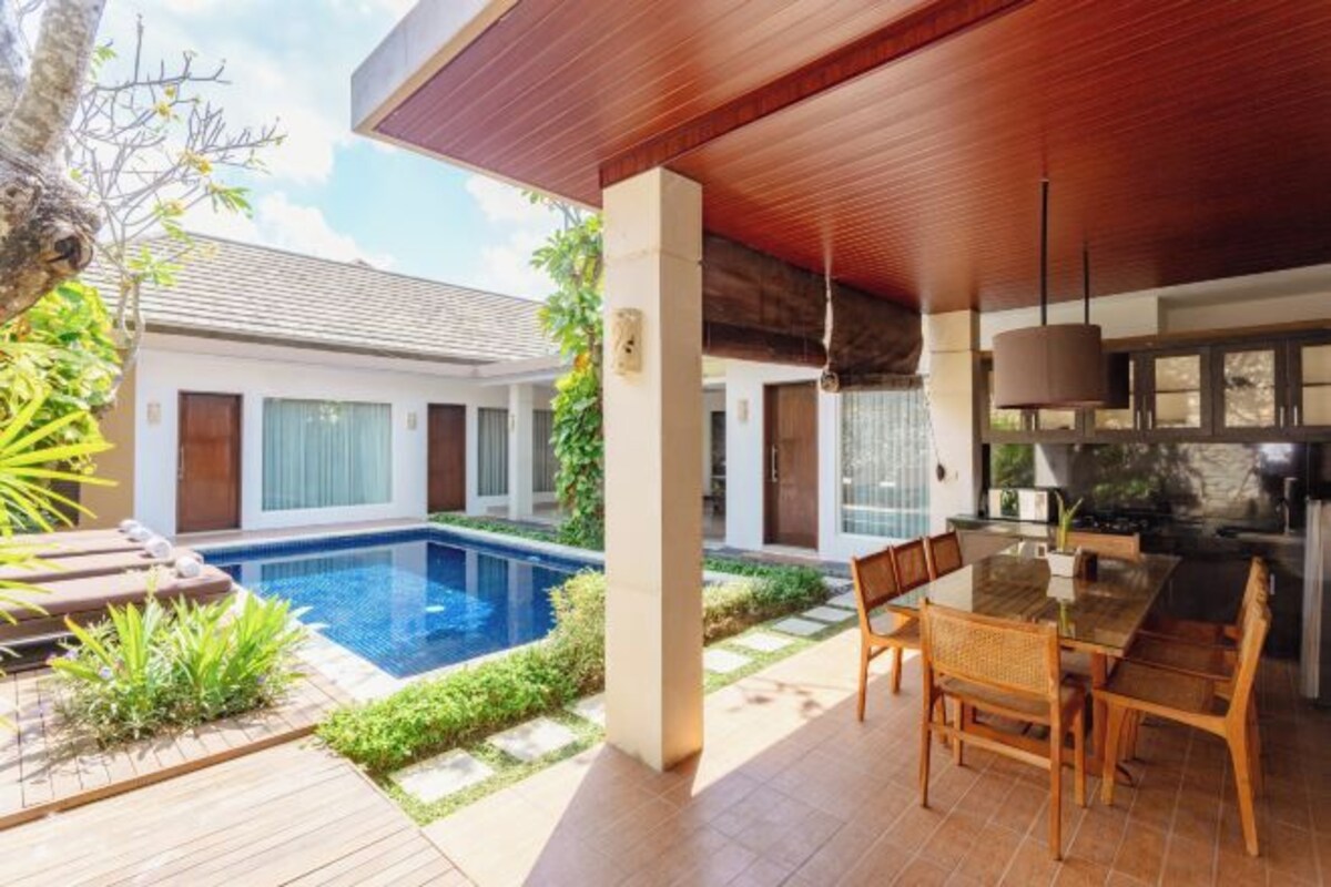 Four Bedrooms Pool Villa