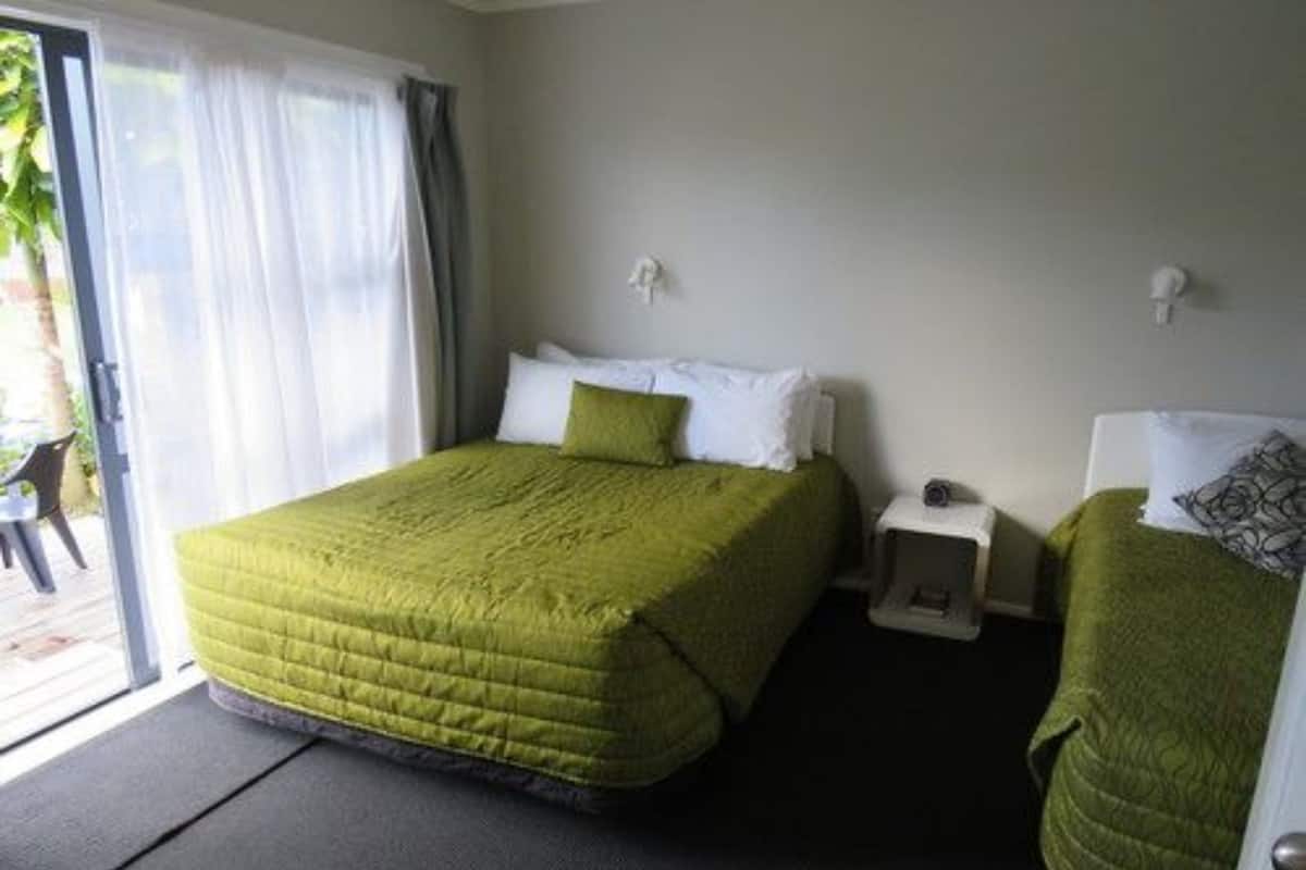 1 bedroom, iron/ironing board, free WiFi